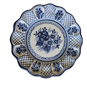 Vtg Talavera Mexican Handmade Floral Wall Plate Scalloped  Handpainted Signed